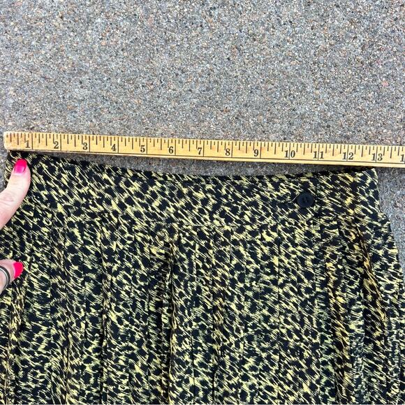 VTG 80s Gianni Versace Italy Silk Leopard Print Wrap Skirt Black Yellow Size II - Picture 8 of 10
